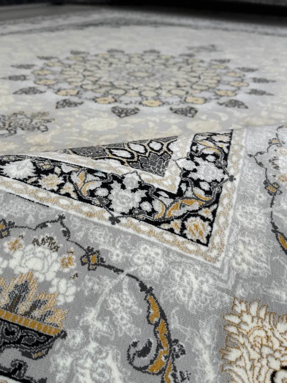 فرش 700 شانه طرح اصفهان